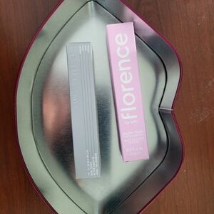 r.e.m. beauty Essential Drip Lip Gloss - Purple